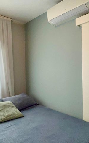 Apartamento à venda com 151m², 2 quartos e 3 vagas Apartamento à venda com 151m², 2 quartos e 3 vagasQuarto
