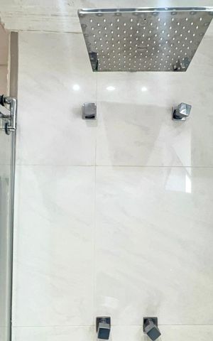 Apartamento à venda com 151m², 2 quartos e 3 vagas Apartamento à venda com 151m², 2 quartos e 3 vagasBanheiro da Suíte