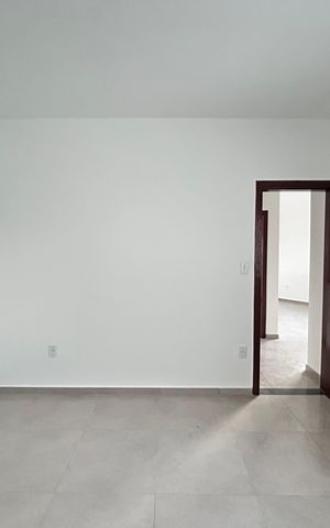 Casa à venda com 150m², 3 quartos e 2 vagas