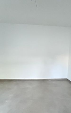 Casa à venda com 150m², 3 quartos e 2 vagas