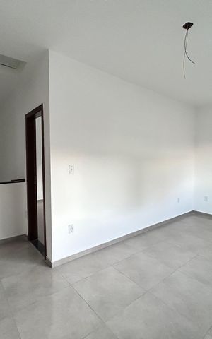 Casa à venda com 150m², 3 quartos e 2 vagas