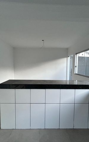 Casa à venda com 150m², 3 quartos e 2 vagas