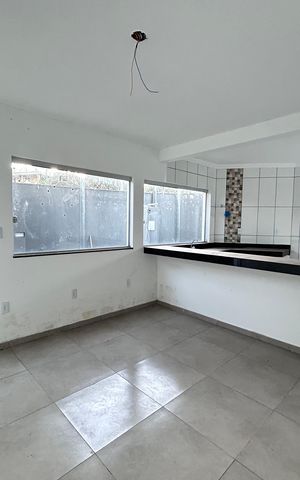 Casa à venda com 150m², 3 quartos e 2 vagas