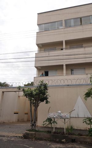 Apartamento para alugar com 64m², 2 quartos e 1 vagaPlaquinha