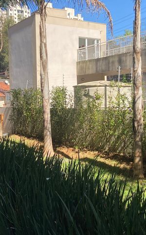 Apartamento para alugar com 32m², 2 quartos e sem vaga Apartamento para alugar com 32m², 2 quartos e sem vagaÁrea comum - Mercadinho