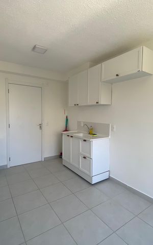 Apartamento para alugar com 32m², 2 quartos e sem vaga Apartamento para alugar com 32m², 2 quartos e sem vagaSala / Cozinha