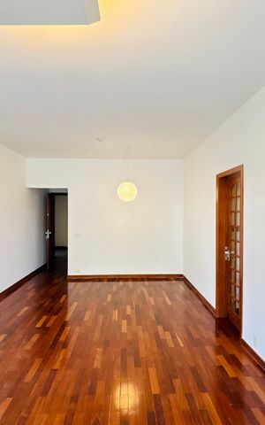 Apartamento para alugar com 135m², 3 quartos e 2 vagas