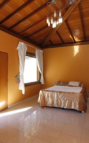 Casa à venda com 400m², 6 quartos e 4 vagasQuarto 3 - Suíte