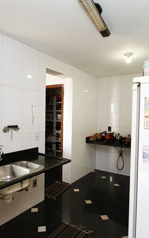 Casa à venda com 400m², 6 quartos e 4 vagasCozinha