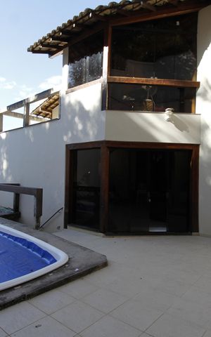 Casa à venda com 400m², 6 quartos e 4 vagasPiscina
