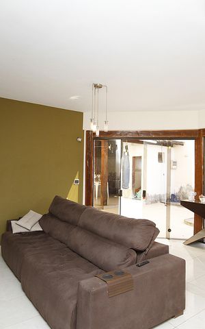 Casa à venda com 400m², 6 quartos e 4 vagasSala