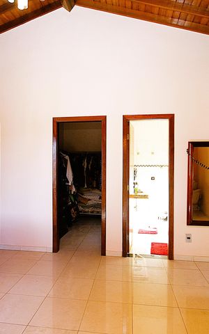 Casa à venda com 400m², 6 quartos e 4 vagasQuarto 3 - Suíte
