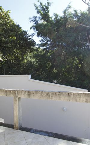 Casa à venda com 400m², 6 quartos e 4 vagasVaranda