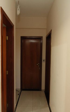 Casa à venda com 400m², 6 quartos e 4 vagasCorredor
