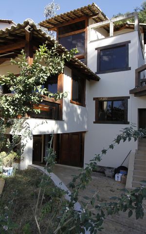Casa à venda com 400m², 6 quartos e 4 vagasJardim