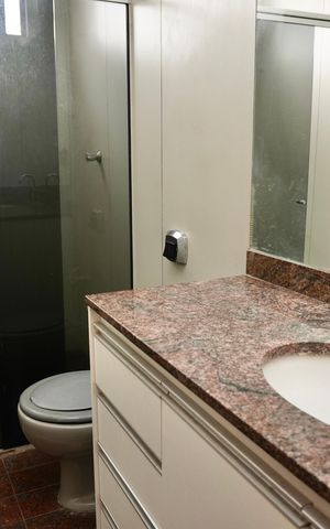 Apartamento para alugar com 192m², 3 quartos e 2 vagas Apartamento para alugar com 192m², 3 quartos e 2 vagasBanheiro da Suíte