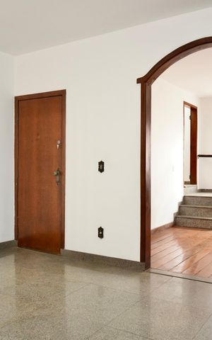 Apartamento para alugar com 192m², 3 quartos e 2 vagas Apartamento para alugar com 192m², 3 quartos e 2 vagasSala 2