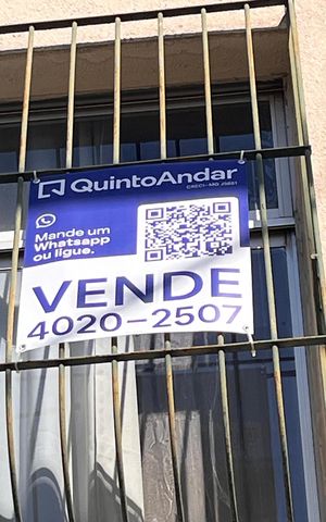 Apartamento à venda com 128m², 3 quartos e 2 vagas Apartamento à venda com 128m², 3 quartos e 2 vagasPLAQUINHA