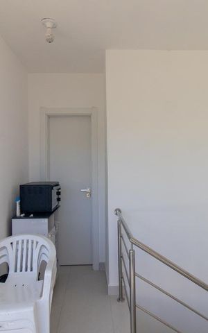 Casa à venda com 166m², 3 quartos e 1 vaga Casa à venda com 166m², 3 quartos e 1 vagaEscritório