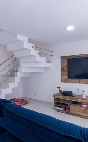 Casa à venda com 166m², 3 quartos e 1 vaga Casa à venda com 166m², 3 quartos e 1 vagaSala