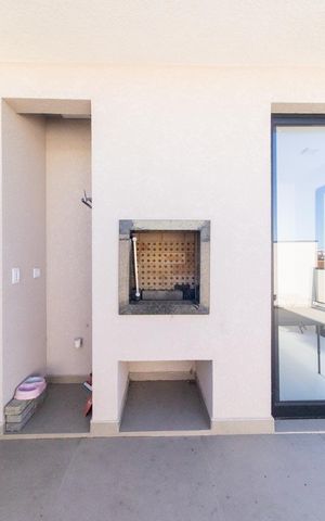 Casa à venda com 166m², 3 quartos e 1 vaga Casa à venda com 166m², 3 quartos e 1 vagaChurrasqueira