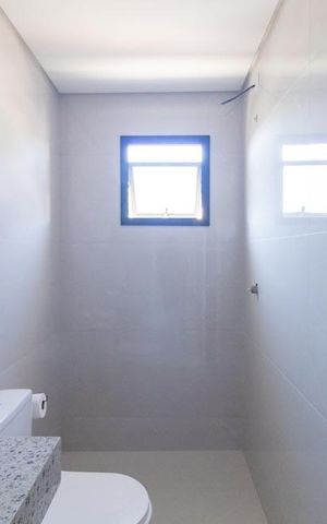 Casa à venda com 166m², 3 quartos e 1 vaga Casa à venda com 166m², 3 quartos e 1 vagaBanheiro Social 1