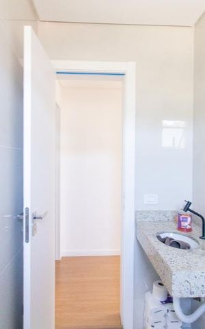 Casa à venda com 166m², 3 quartos e 1 vaga Casa à venda com 166m², 3 quartos e 1 vagaBanheiro Social 1