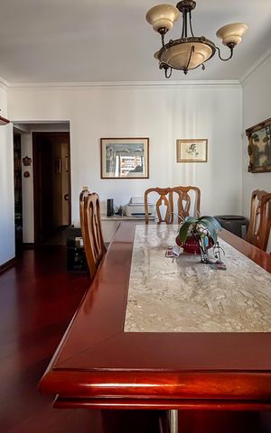 Apartamento à venda com 145m², 4 quartos e 2 vagas
