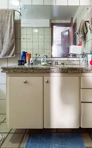Apartamento à venda com 145m², 4 quartos e 2 vagas