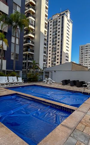 Apartamento à venda com 145m², 4 quartos e 2 vagas
