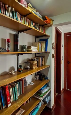 Apartamento à venda com 145m², 4 quartos e 2 vagas