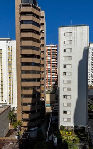 Apartamento à venda com 145m², 4 quartos e 2 vagas