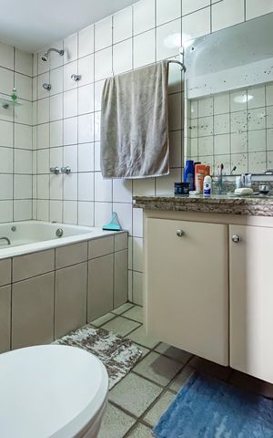 Apartamento à venda com 145m², 4 quartos e 2 vagas