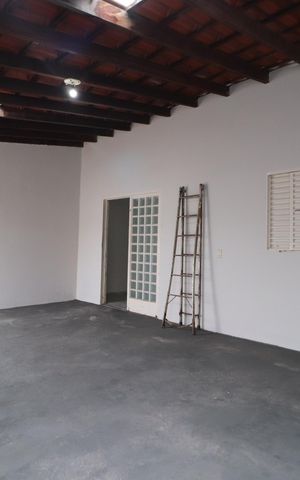 Casa para alugar com 70m², 2 quartos e 5 vagasGaragem