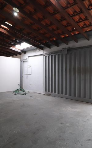 Casa para alugar com 70m², 2 quartos e 5 vagasGaragem