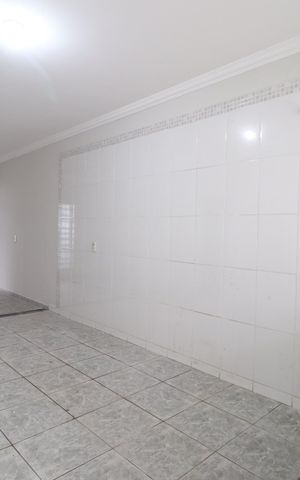 Casa para alugar com 70m², 2 quartos e 5 vagasCozinha