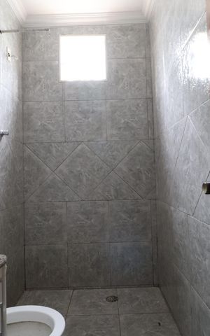Casa para alugar com 70m², 2 quartos e 5 vagasBanheiro Social