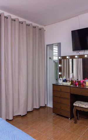 Casa à venda com 400m², 3 quartos e 8 vagas Casa à venda com 400m², 3 quartos e 8 vagasQuarto 2