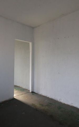 Casa para alugar com 18m², 1 quarto e sem vaga Casa para alugar com 18m², 1 quarto e sem vagaSala