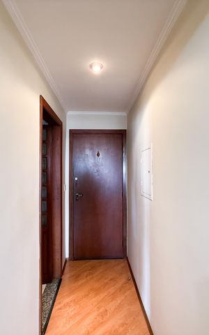 Apartamento à venda com 92m², 3 quartos e 2 vagas Apartamento à venda com 92m², 3 quartos e 2 vagasSala