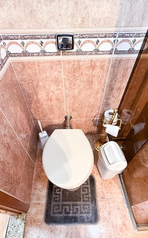 Apartamento à venda com 92m², 3 quartos e 2 vagas Apartamento à venda com 92m², 3 quartos e 2 vagasBanheiro Social