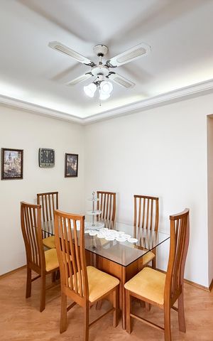Apartamento à venda com 92m², 3 quartos e 2 vagas Apartamento à venda com 92m², 3 quartos e 2 vagasSala