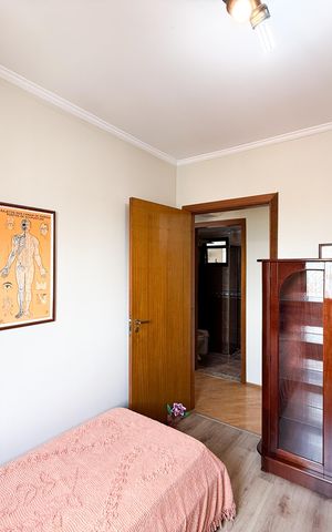 Apartamento à venda com 92m², 3 quartos e 2 vagas Apartamento à venda com 92m², 3 quartos e 2 vagasQuarto 1