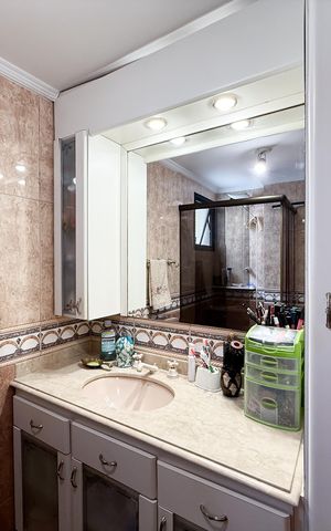 Apartamento à venda com 92m², 3 quartos e 2 vagas Apartamento à venda com 92m², 3 quartos e 2 vagasBanheiro da Suíte