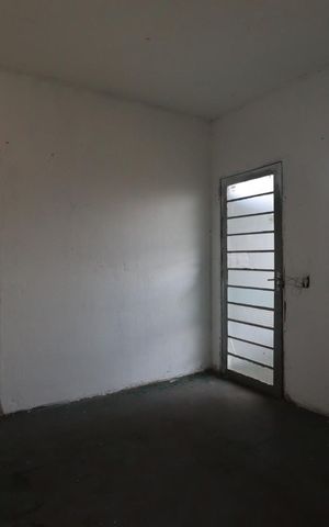 Casa para alugar com 30m², 1 quarto e 3 vagas Casa para alugar com 30m², 1 quarto e 3 vagasSala