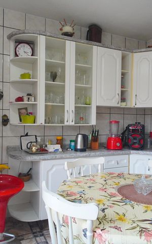Casa para alugar com 213m², 4 quartos e 2 vagasCozinha