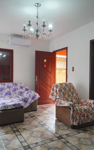 Casa para alugar com 213m², 4 quartos e 2 vagasSala
