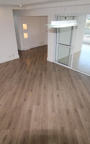 Apartamento para alugar com 125m², 3 quartos e 2 vagasSala
