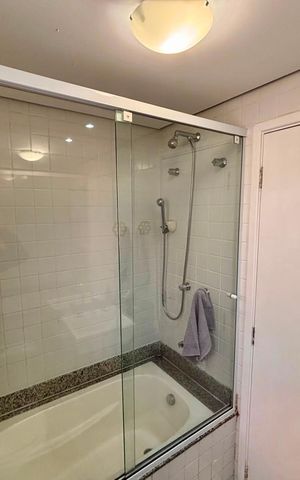 Apartamento à venda com 71m², 2 quartos e 2 vagas Apartamento à venda com 71m², 2 quartos e 2 vagasBanheiro social