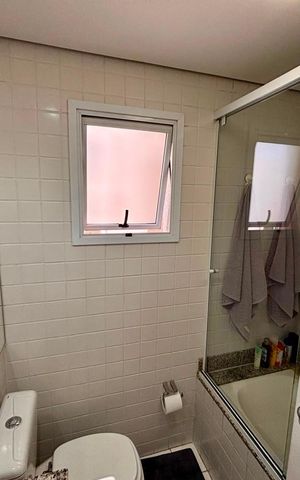 Apartamento à venda com 71m², 2 quartos e 2 vagas Apartamento à venda com 71m², 2 quartos e 2 vagasBanheiro social